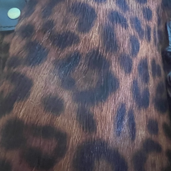 Patricia Nash Leather and Nubuck Bucket purse - Picture 8 of 8